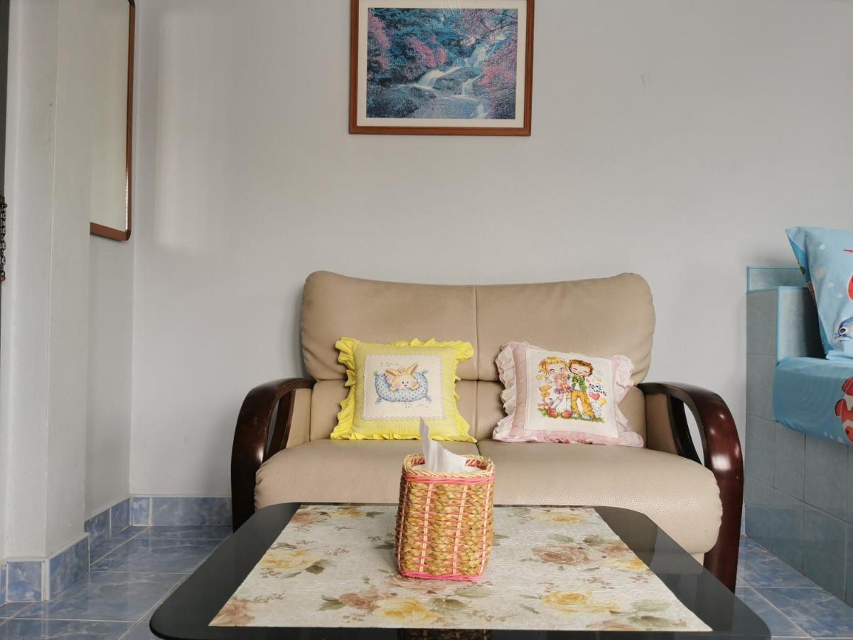 Samiya Guesthouse Bangsaen Esterno foto