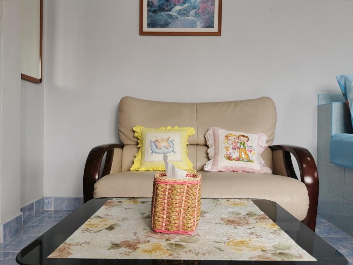 Samiya Guesthouse Bangsaen Esterno foto